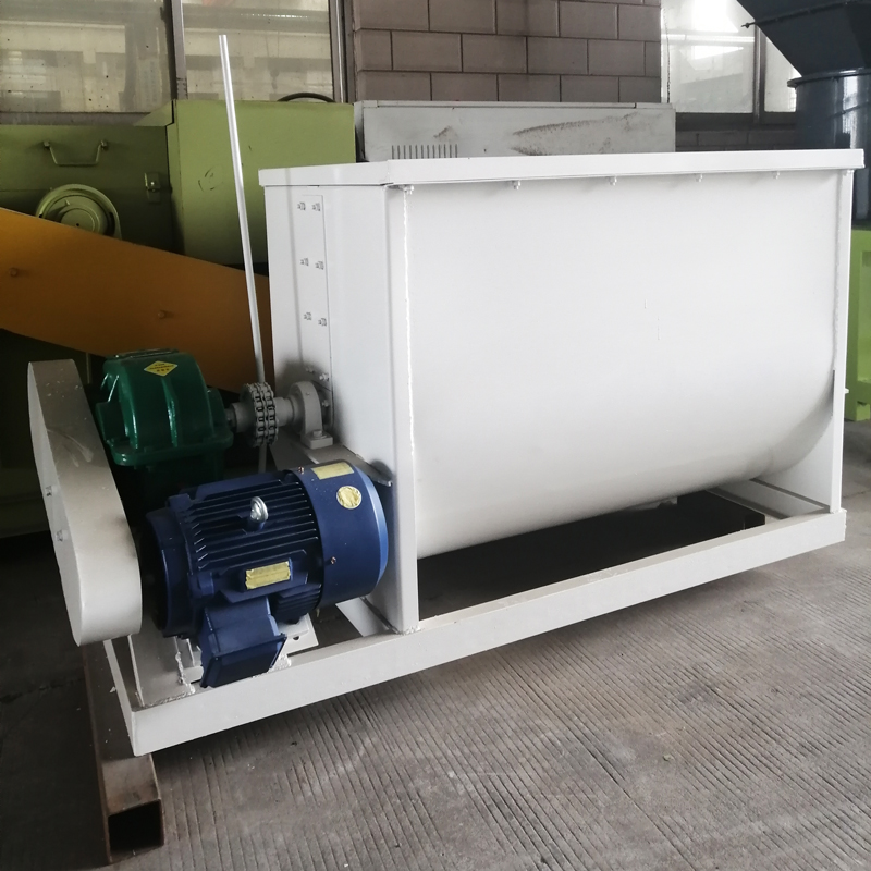 Compost Turner Machine - 50,000 Tons/Year New Type Horizontal Cow